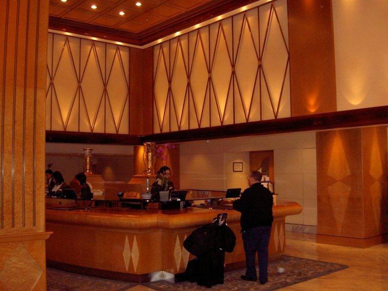 Renaissance Kowloon Hotel Hongkong Exterior foto