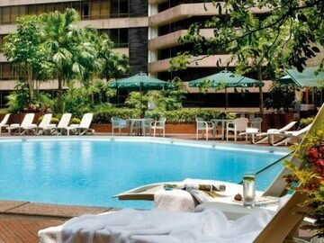 Renaissance Kowloon Hotel Hongkong Exterior foto